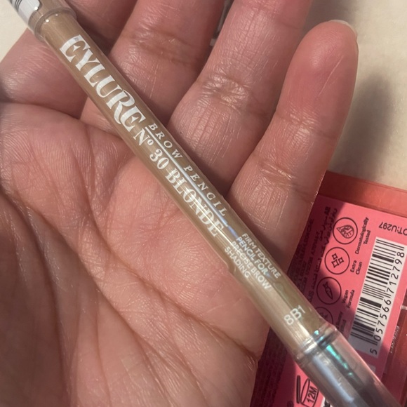 Makeup bundle set - Picture 5 of 5